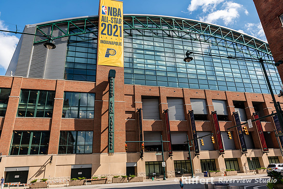 Bankers Life Fieldhouse-2