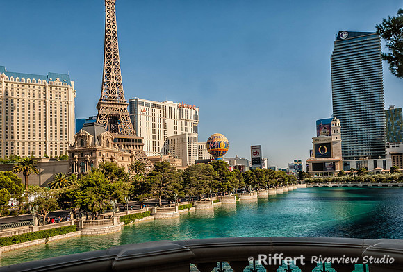 Paris & Eiffel Tower