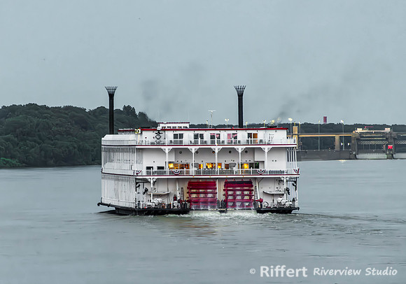 American Duchess on Ohio River
