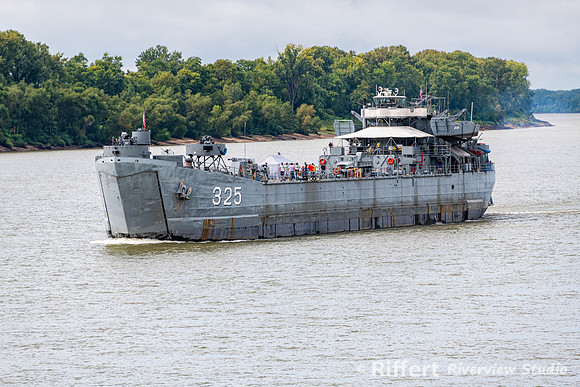 LST 325