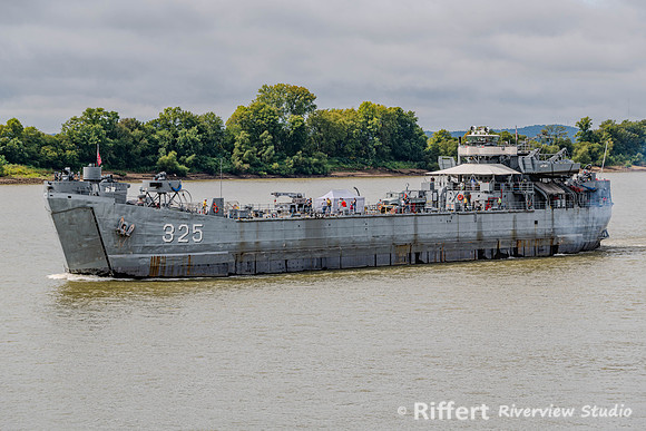LST 325