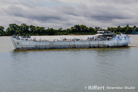 LST 325
