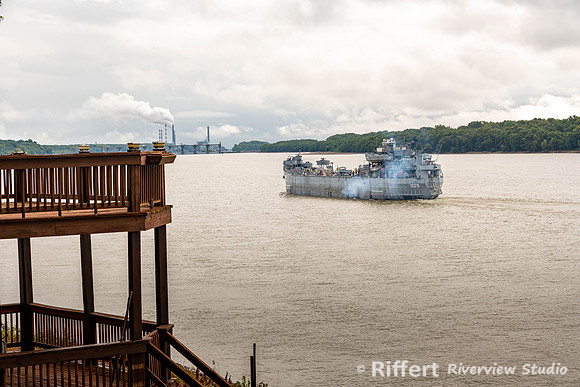 LST 325