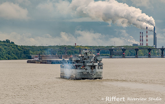 LST 325