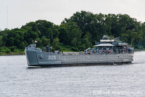 LST 325