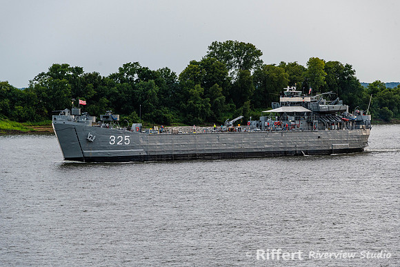 LST 325