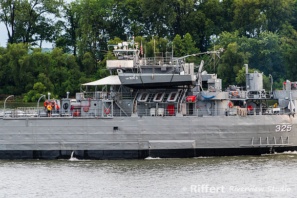 LST 325