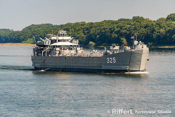 LST 325