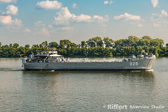 LST 325