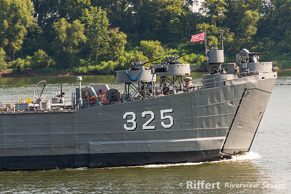 LST 325