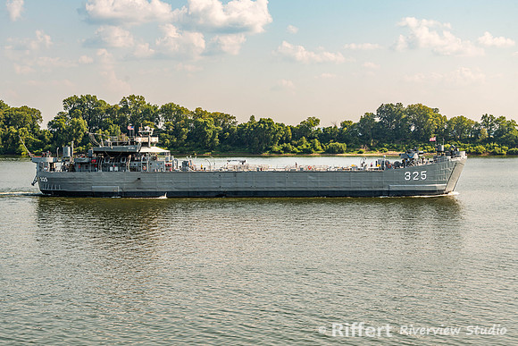 LST 325