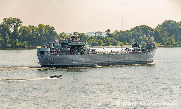 LST 325
