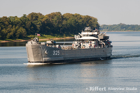 LST 325 passing Through Newburgh