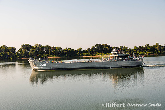 LST 325 passing Through Newburgh