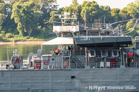 LST 325 passing Through Newburgh