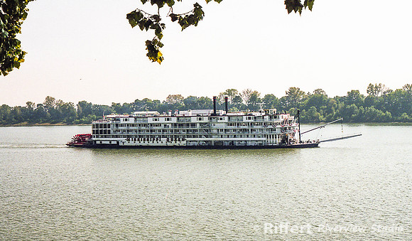 1998 Mississippi Queen