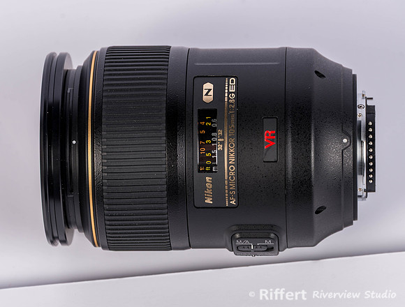 Nikon 105 f2.8G macro